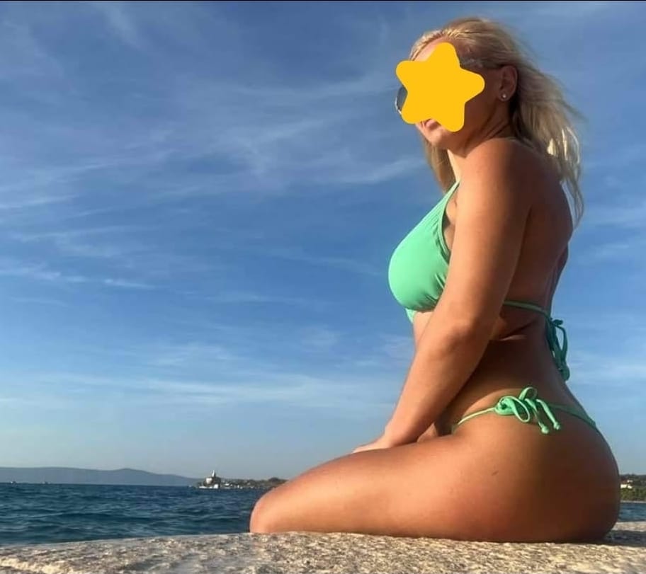 בטבריה – בחורה יוקרתית
