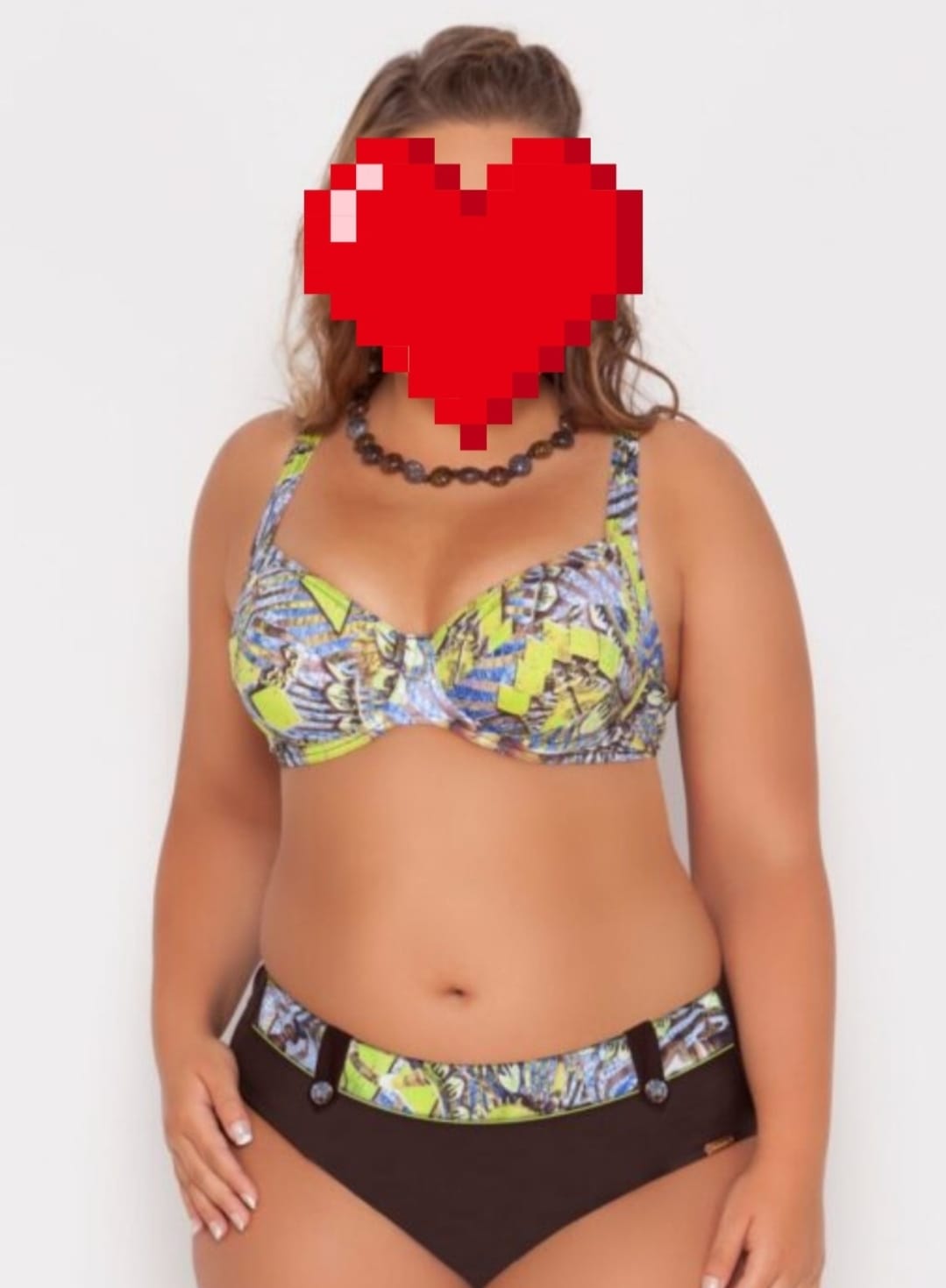 בטבריה – בחורה יוקרתית